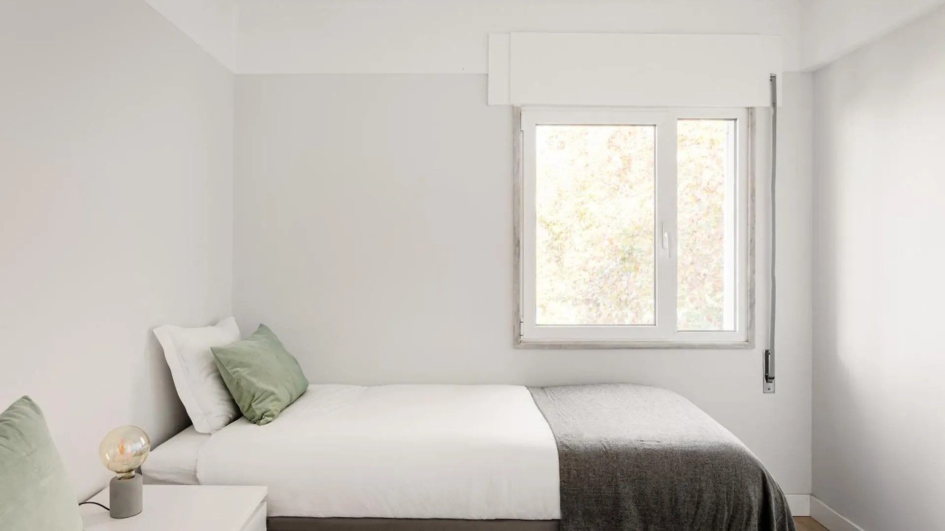 شقة Wfh Urban Retreat At Carnide Lisboa البرتغال