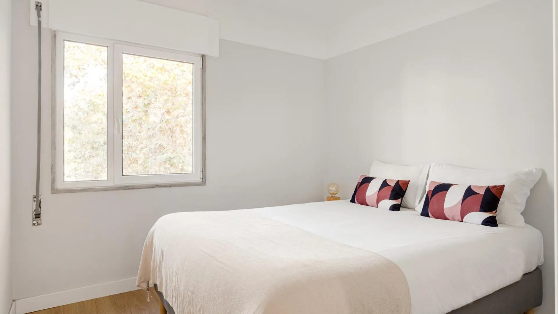 شقة Wfh Urban Retreat At Carnide Lisboa
